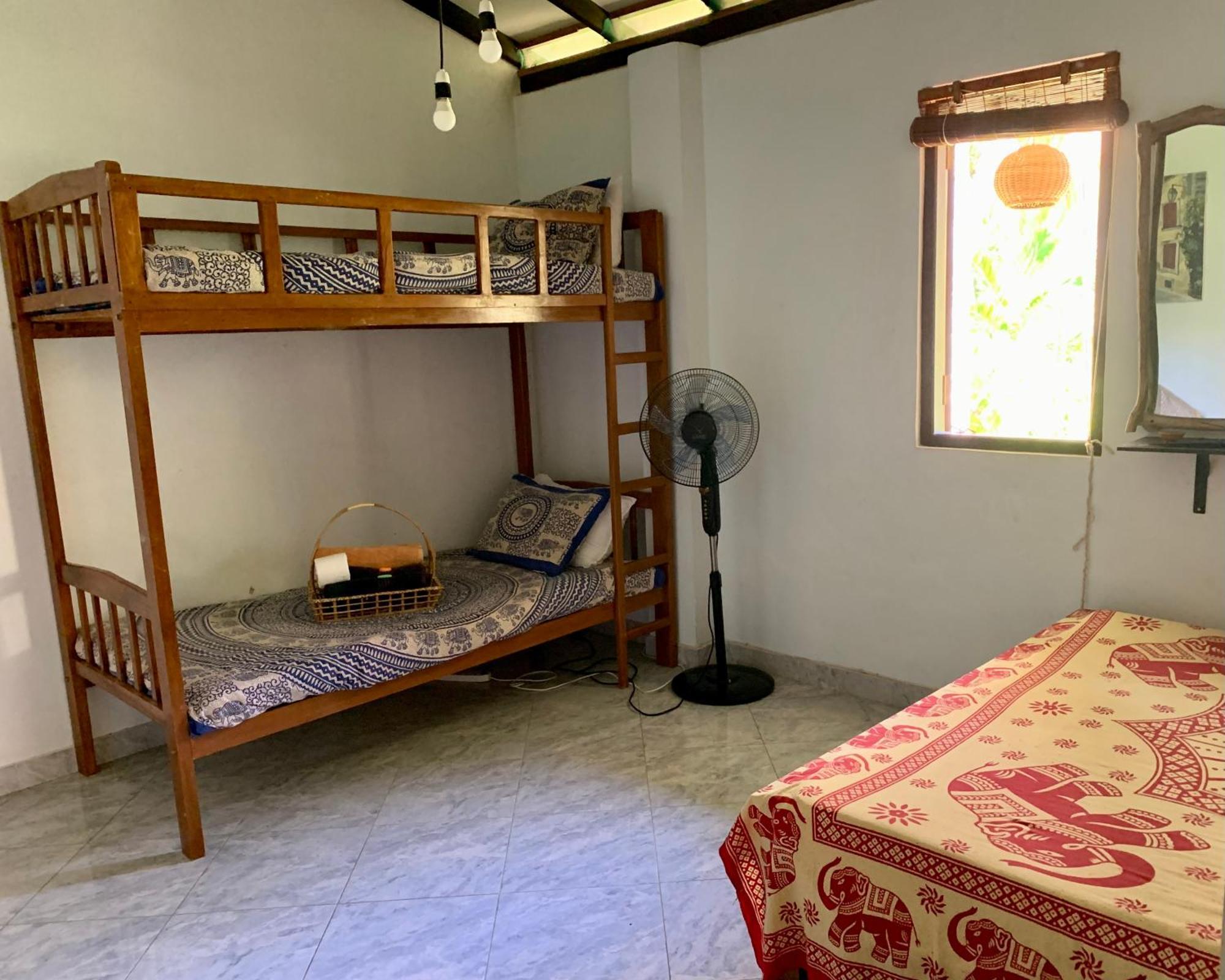 The Escape With Jadeon Hotel Unawatuna Room photo